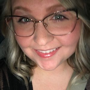 Meet your Posher, Miranda